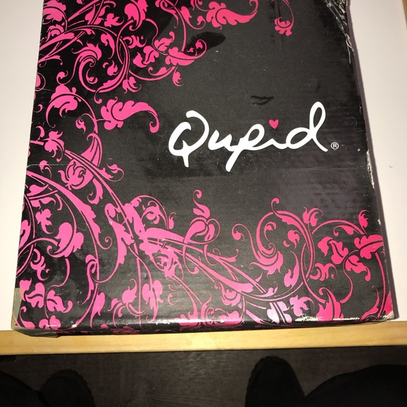 Red heels - Picture 8 of 8